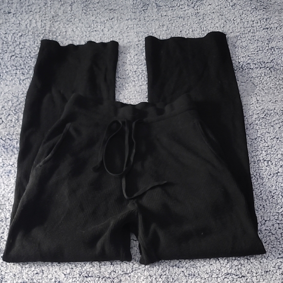 💣 Uniqlo Rubbes Black High Waist Pants - Picture 2 of 9